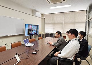 オンラインミーティングの様子