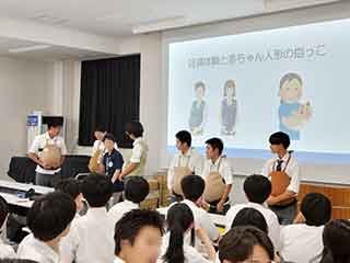 妊婦さんのお腹は想像以上に重くて大変です！