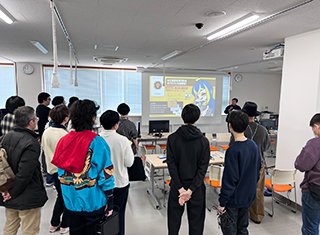 ルール説明を聞く選手たち