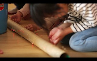 園児の作製した堆肥を使い 屋内で40灯LEDランプ点灯