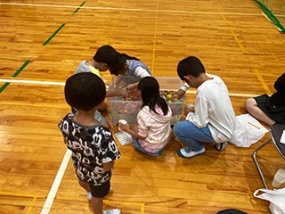 スーパーボールすくい
