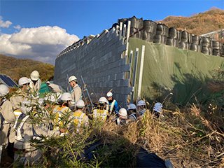 軽量盛土の説明