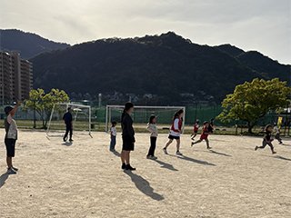 鬼ごっこ
