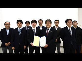 委嘱式が終わった後に記念撮影