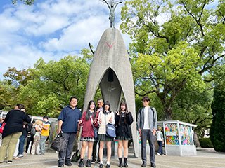 平和公園での記念写真