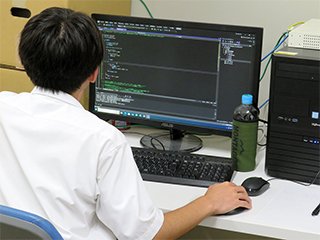 プログラミングの様子