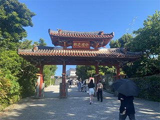 首里城の守礼門