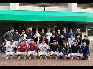優勝決定後の集合写真