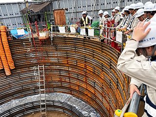 場所打ち杭基礎(大口径深礎行法)