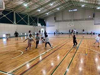 鬼ごっこ遊び