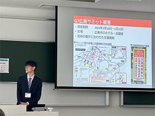 発表風景（神田研究室：山本さん）