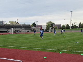 試合前のアップです