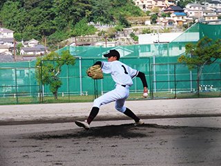 公式戦初先発で好投を見せた新谷庵心投手