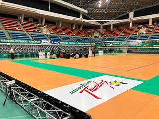 試合前の打ち合わせ