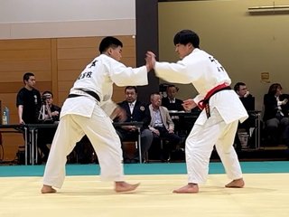 中原選手：右
