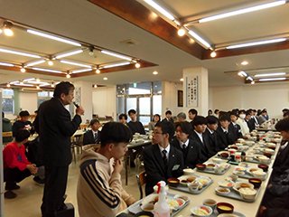 歓迎夕食会：校長先生の挨拶