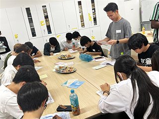 ブースレクの様子（カンボジア）