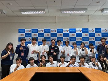 校長先生との集合写真