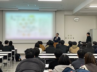 説明会での一コマ 東京からお越しいただいた大成建設の廣瀬さん、池上さん、 ありがとうございました。