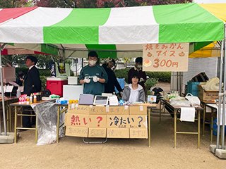 出店の様子