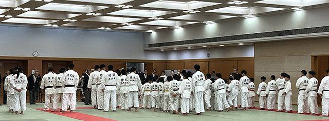 開会式の様子