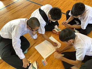 ワークに取り組む様子