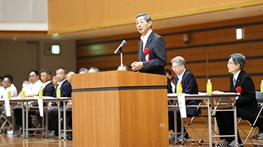 広島県国会議員、呉市長、呉市教育長の皆様から お祝辞を賜る