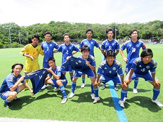 試合に出れない2人のユニフォーム入りの スターティングメンバーです