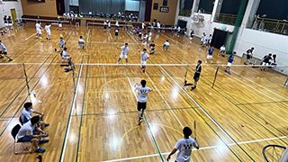 男子会場での試合の様子