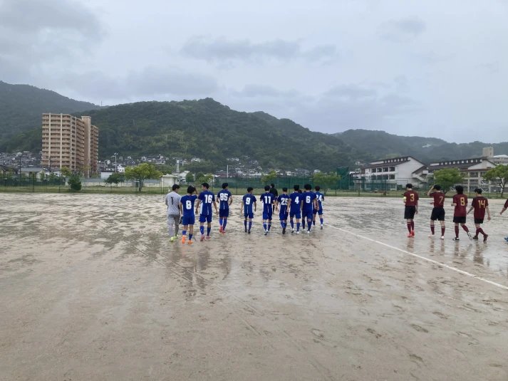 vs近大工_試合前の整列